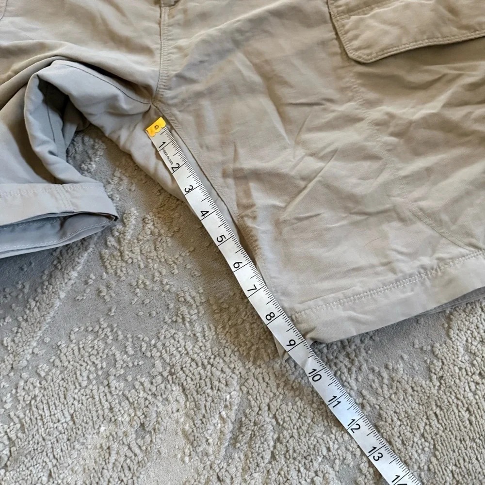 North Face cargo shorts outdoor tan khaki color nylon XXL